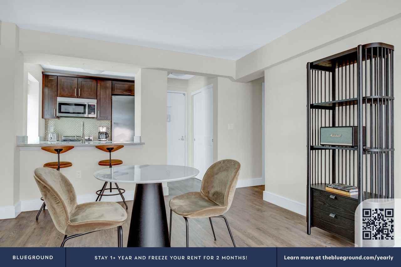 225 East 63rd Street - Photo 7 of 29