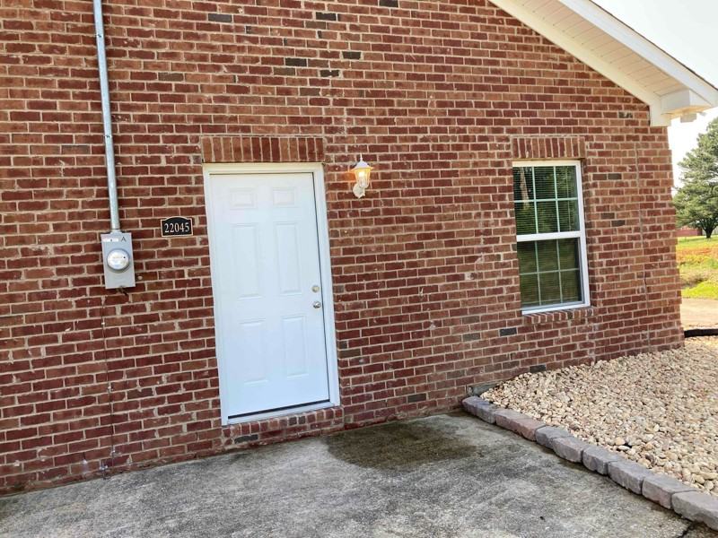 22045 Spidel Way - Photo 2 of 11