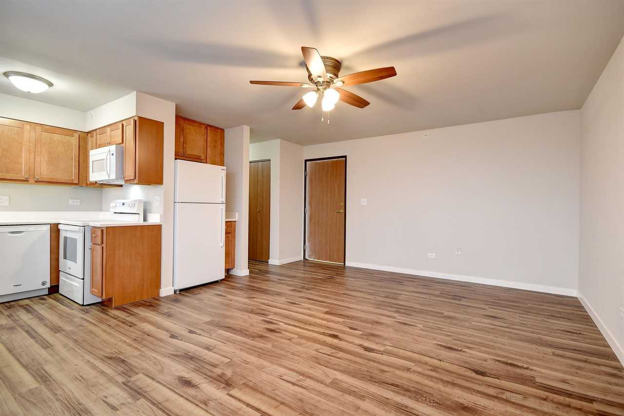 4747 19th Street - Photo 3 of 28