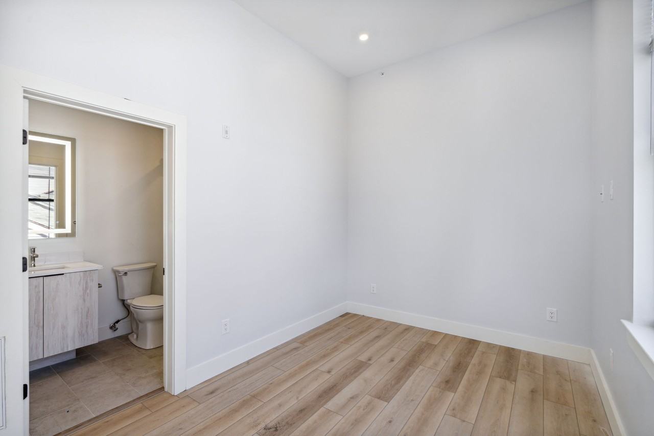 3439 Lancaster Avenue - Photo 4 of 15