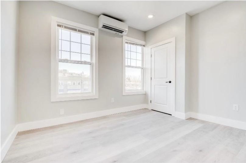 521 Brookline Blvd #3 - Photo 4 of 8