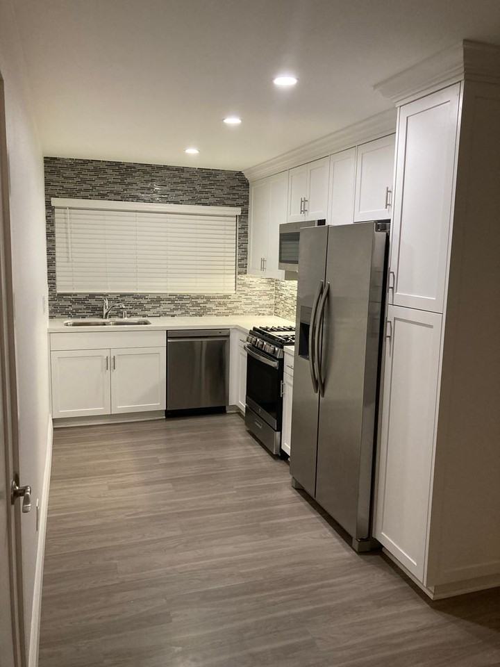 Pine Terrace Apartments - Photo 7 of 25