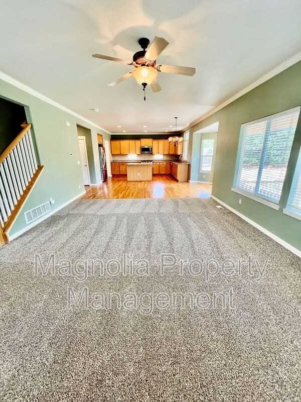 9539 Pinebrook Way - Photo 2 of 22
