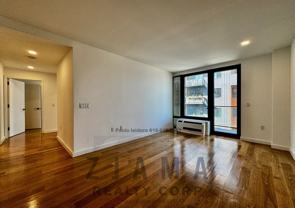 E 19th St #4A - Photo 1 of 1
