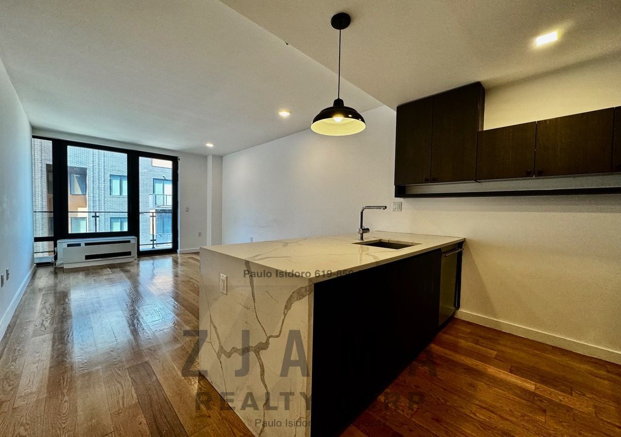 E 19th St #4A - Photo 3 of 22