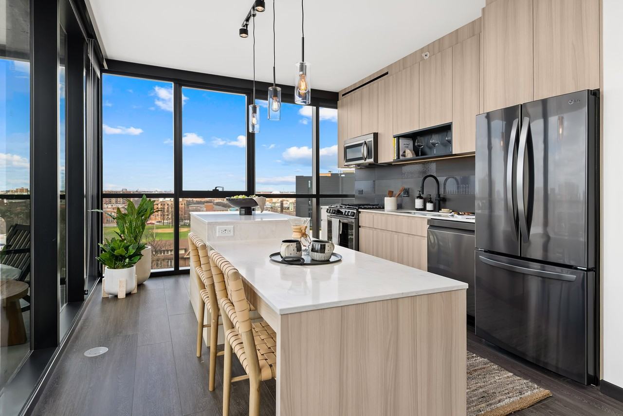 W Randolph St #610 - Photo 5 of 25