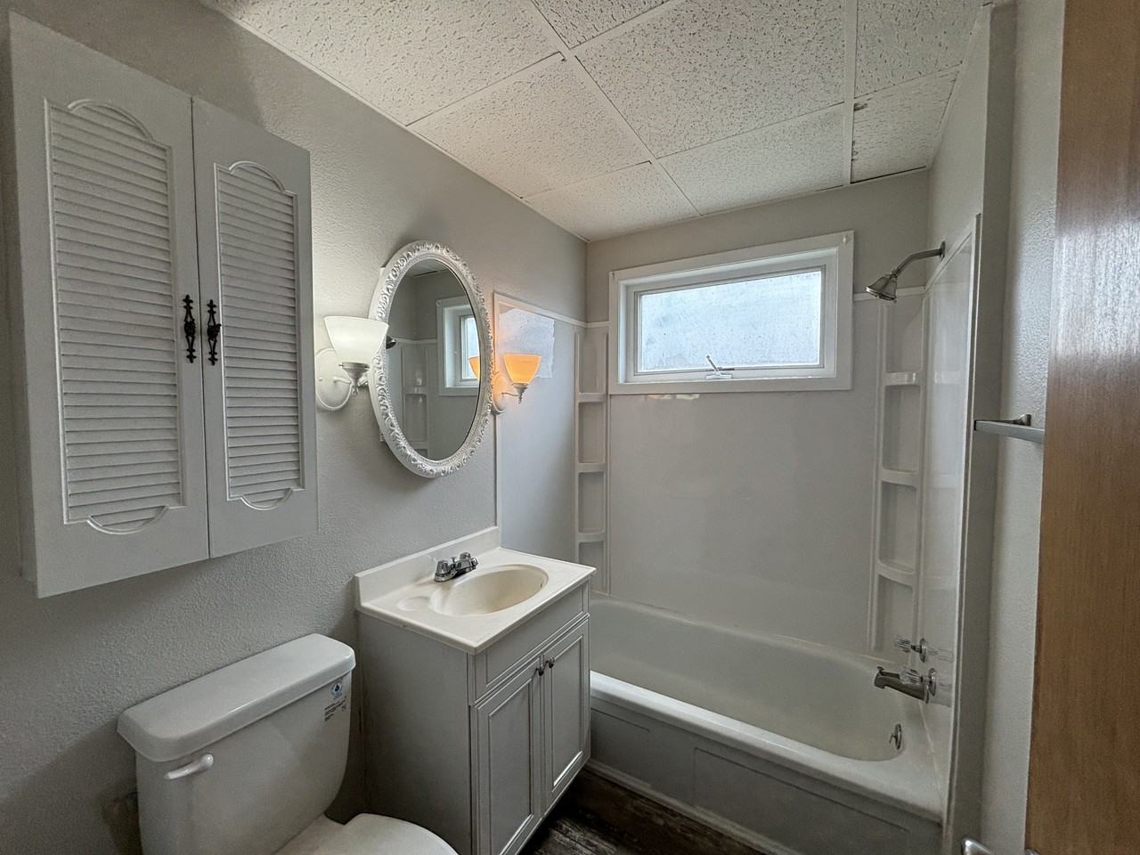 321 W Highland Dr #302 - Photo 7 of 7