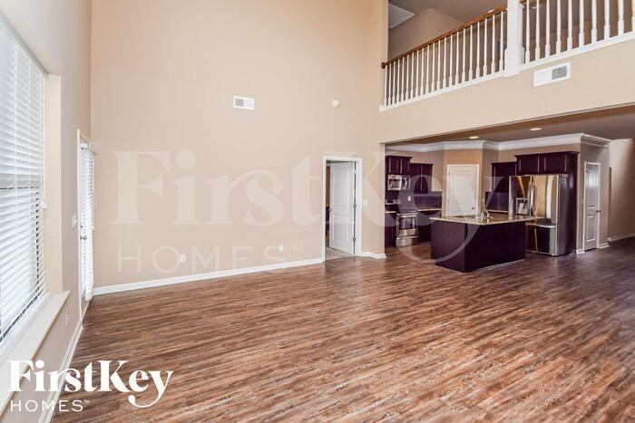245 Waterstone Ct - Photo 3 of 15