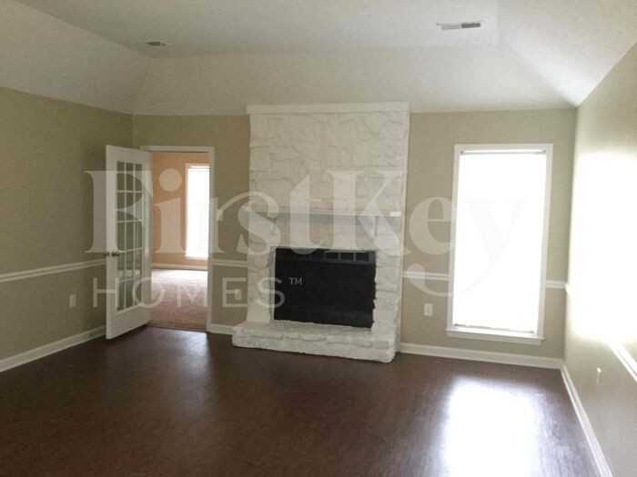 6292 Prairie View Dr - Photo 3 of 19