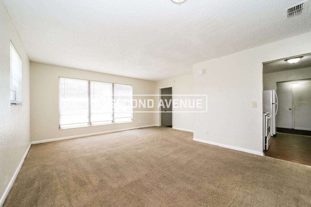 9561 Norfolk Blvd - Photo 6 of 27