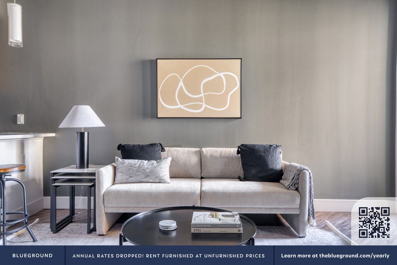 1355 El Camino Real - Photo 4 of 162