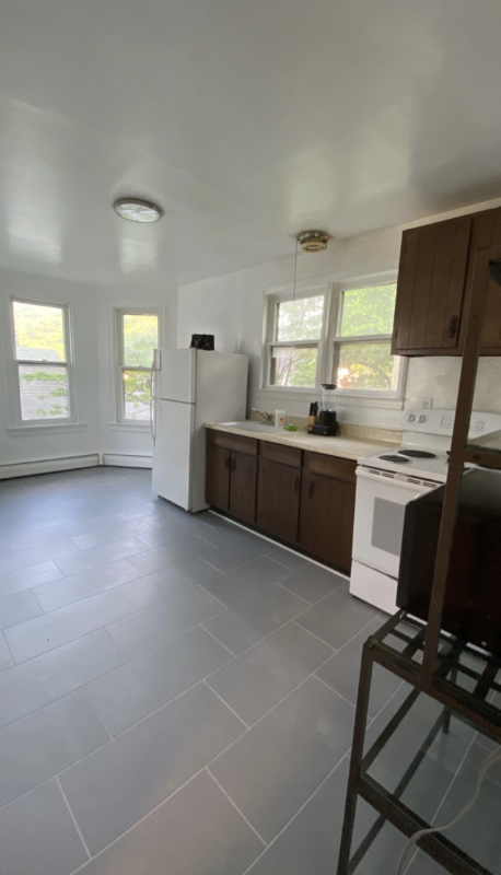 434 E Fairview St #B - Photo 3 of 8