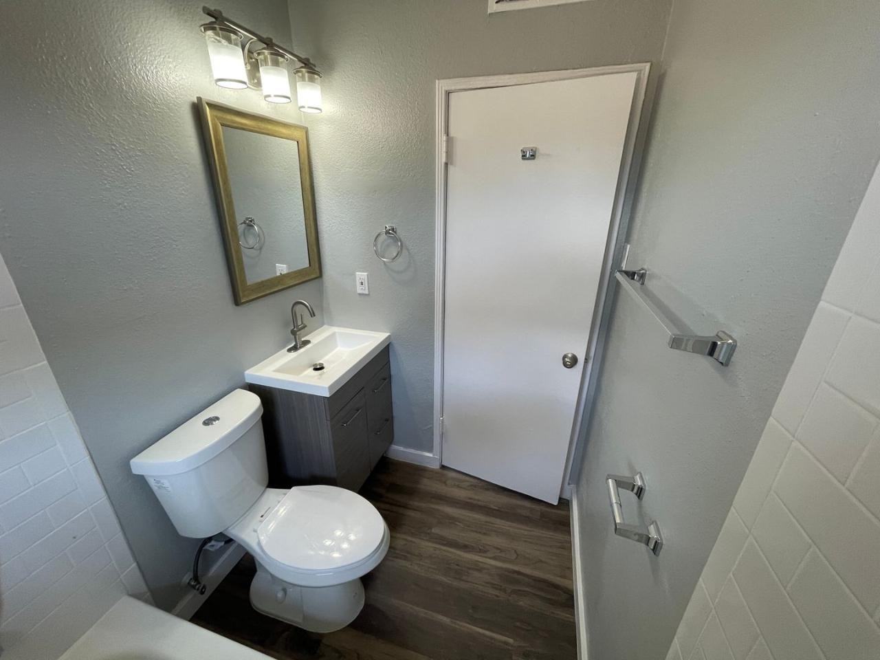 2126 Forgeus Avenue - Photo 3 of 5