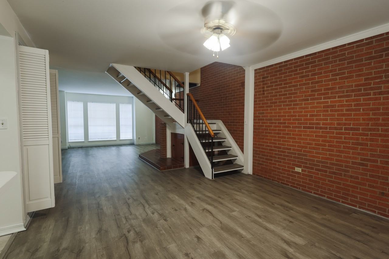 10014 Stratmore Cir #10014 - Photo 5 of 43