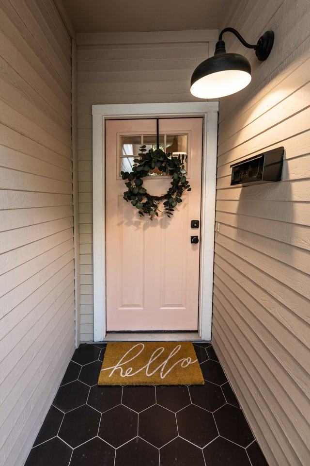 311 Quarry St - Photo 2 of 20