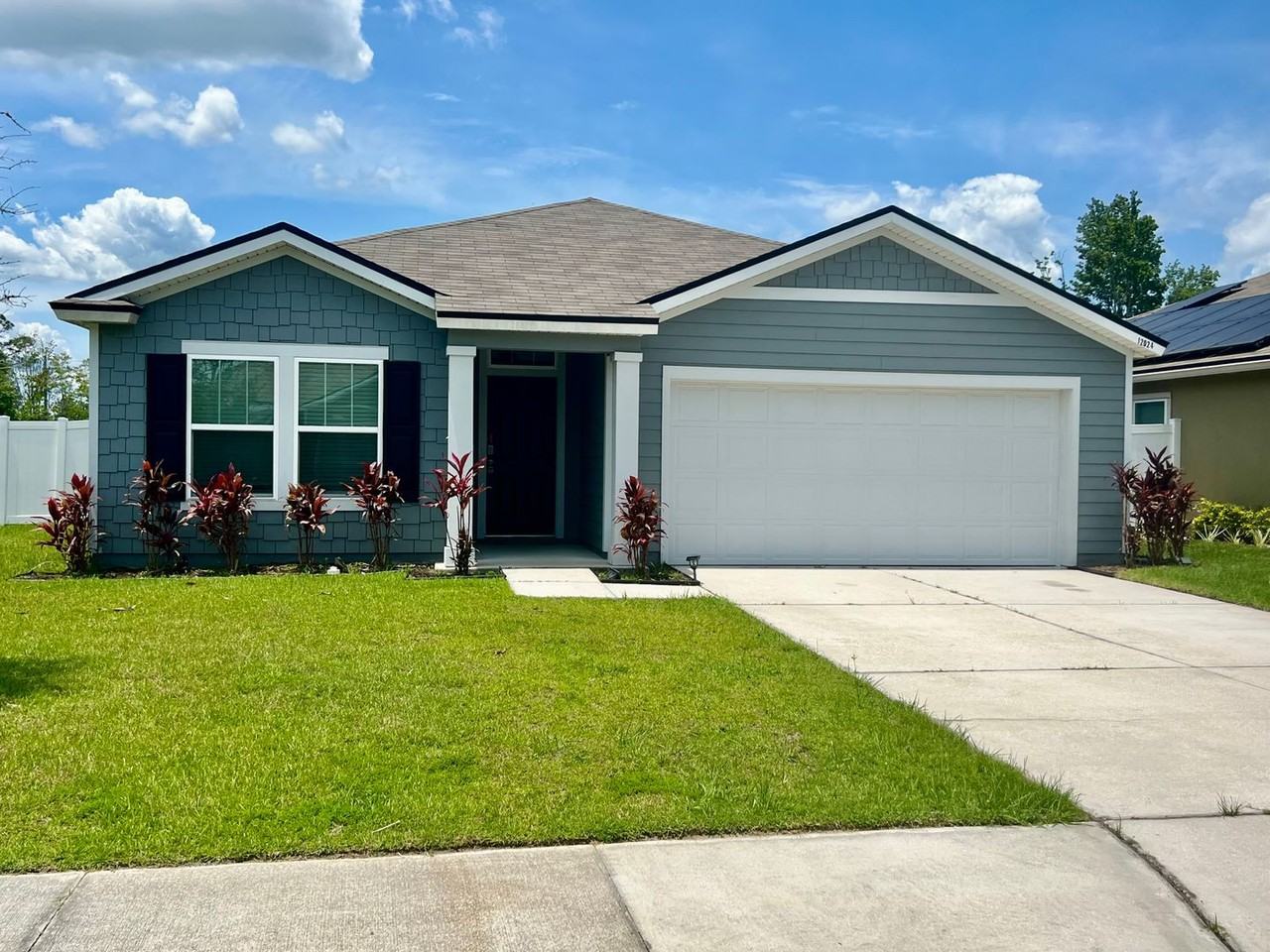 12024 Sea Grove Pl - Photo 2 of 32