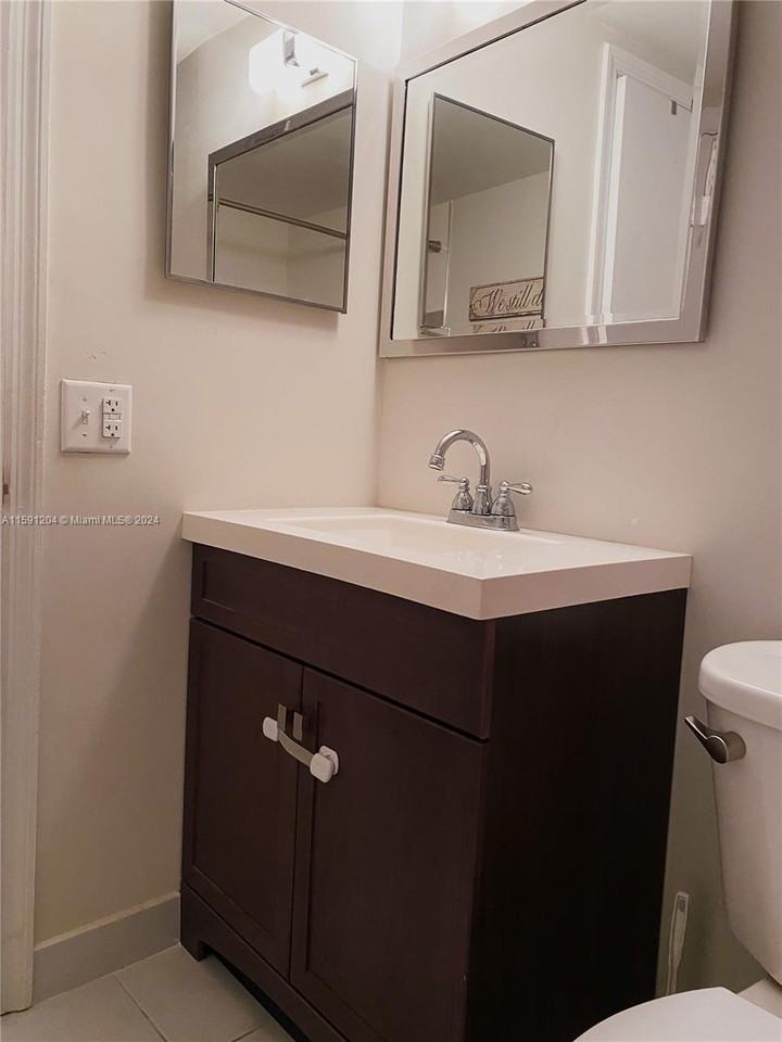 2775 W 52nd St #206 - Photo 3 of 8