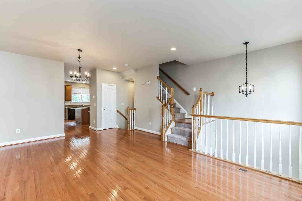 7589 Great Swan Ct - Photo 2 of 19