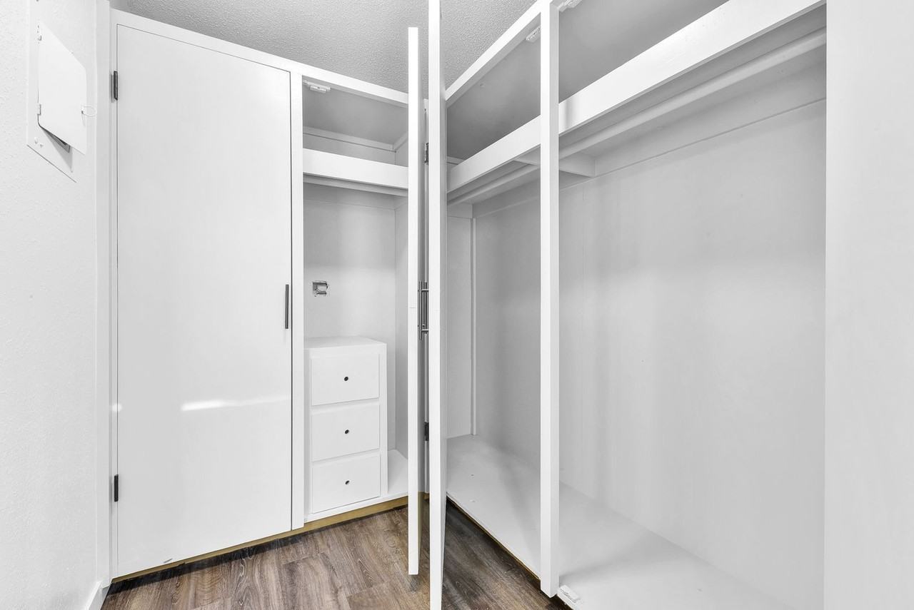 1311 1st St Apartments - Photo 7 of 10