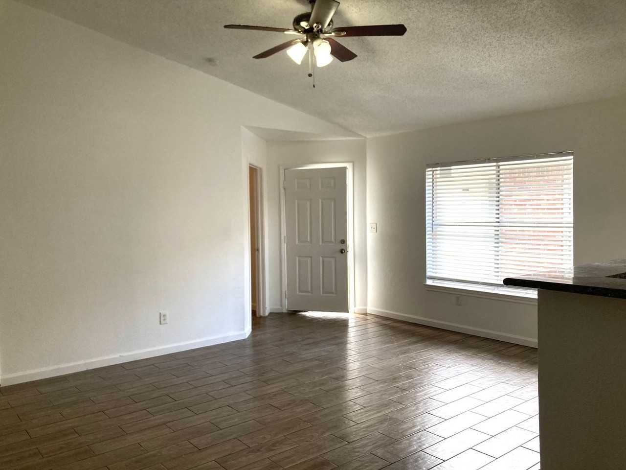 4618 Bryant Ridge Rd - Photo 3 of 12