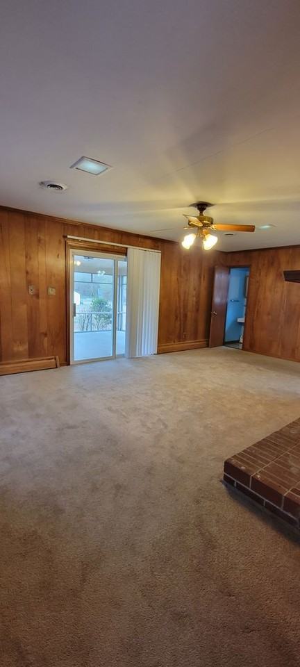 9608 Norfolk St - Photo 3 of 15