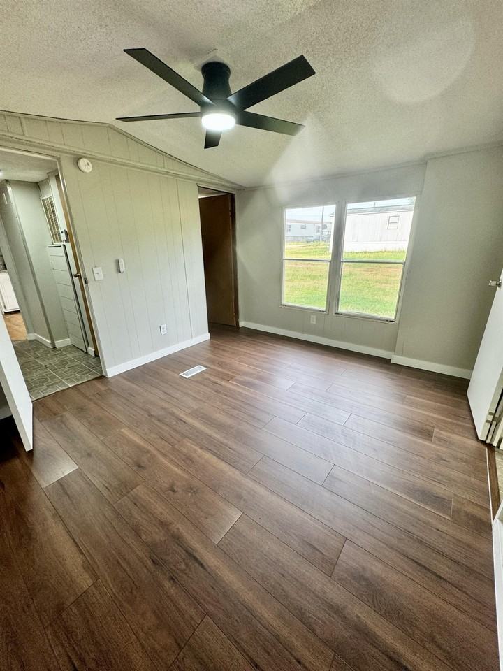 400 Abercrombie RoadLot 17 - Photo 7 of 13
