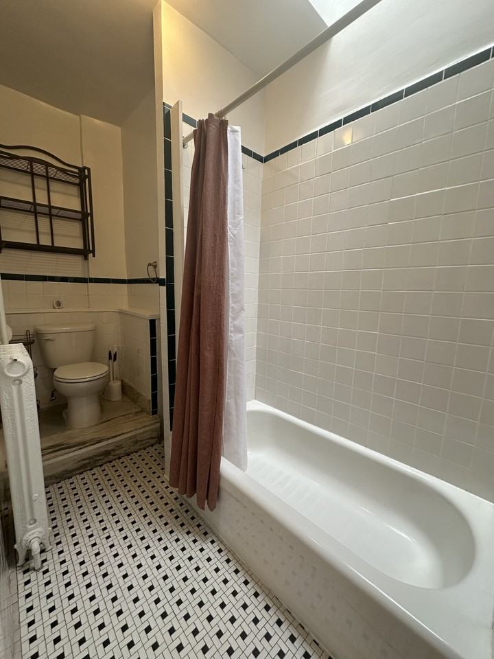 147 St Between Broadway & Riverside - Photo 6 of 11