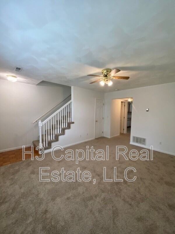 6050 Old Collinsville Rd #3 - Photo 3 of 15