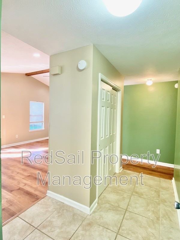 224 Anne Dr - Photo 2 of 18