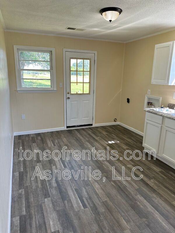 3126 Us Hwys #8 - Photo 4 of 11