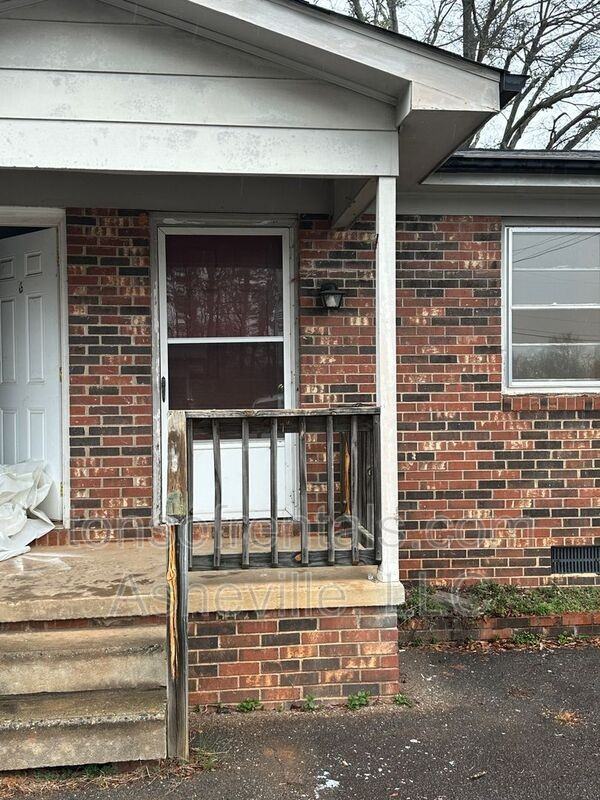 3126 Us Hwys #7 - Photo 2 of 17