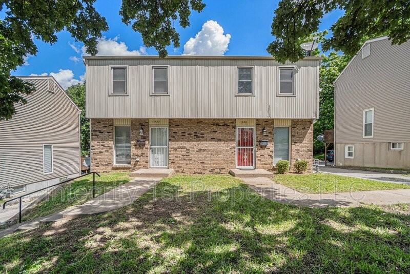 1926 Westavenue - Photo 4 of 18