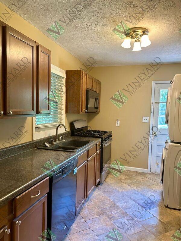4306 Hillcrest Rd - Photo 7 of 19