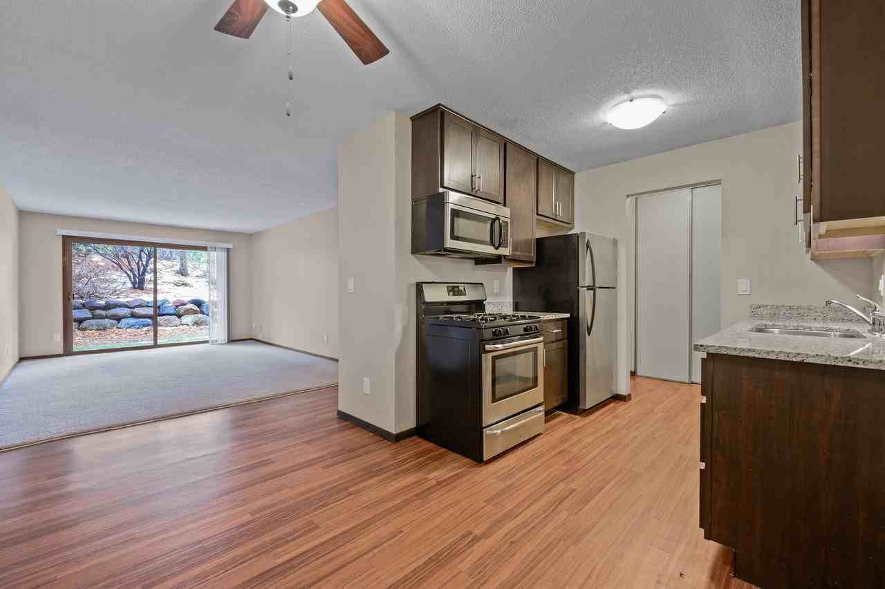 Oaks Braemar - Photo 2 of 50