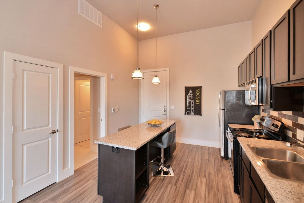 Oaks 5th Street Crossing at City Station - Photo 4 of 45