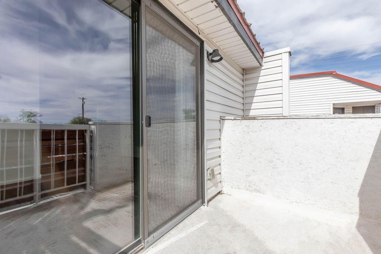 Metro Tucson * Newly Remodeled Units* - Photo 2 of 13