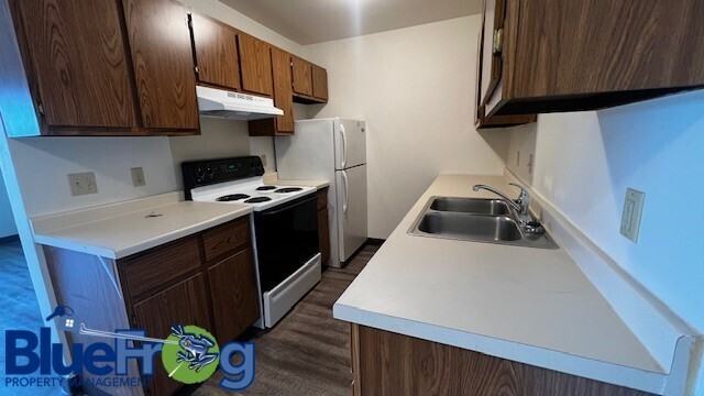 120/130 Memorial Drive - Photo 6 of 16