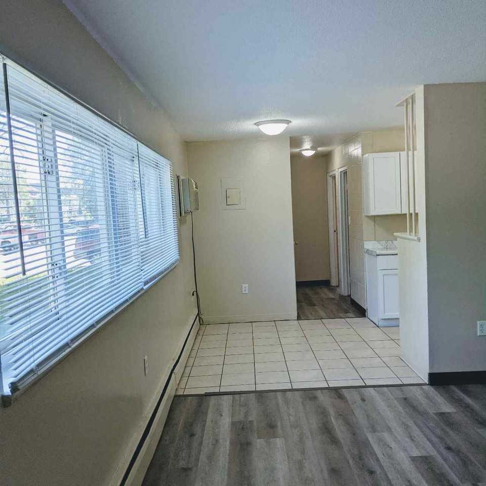 Fuller - Photo 3 of 50