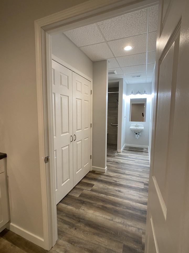 107 Main Street East - Photo 3 of 5