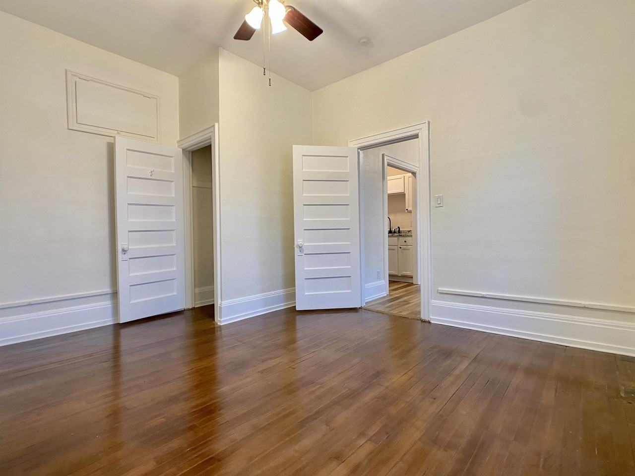 Landmark Apartments - Photo 6 of 19