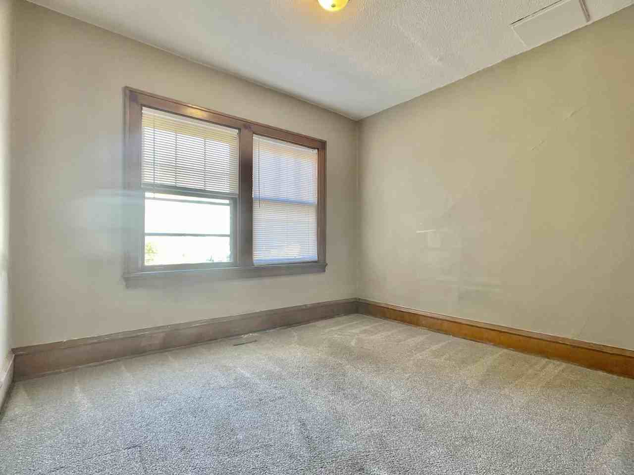 Wesley Place - Photo 7 of 18