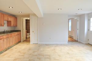 featured image of 152 Main St