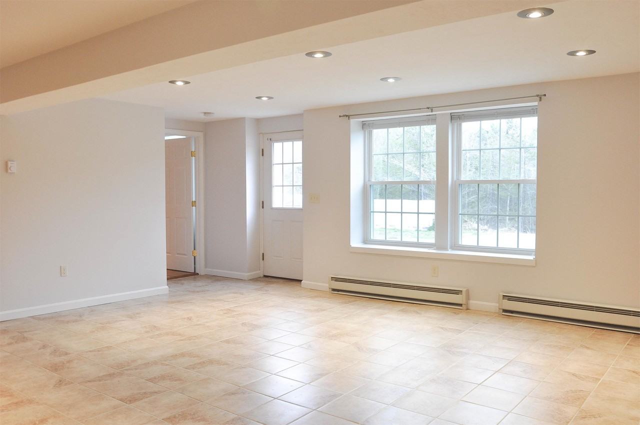 152 Main Street - Photo 2 of 10