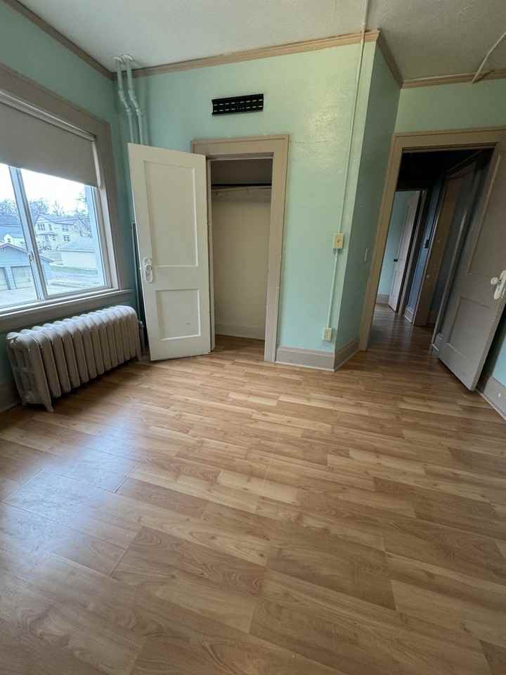 517 14th Street North - Photo 7 of 9