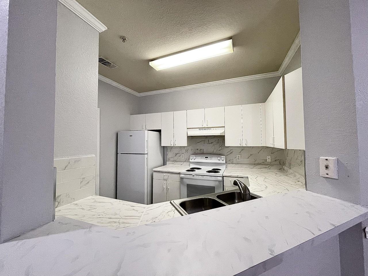 Mosaic At Millenia - 2112 - Photo 3 of 45