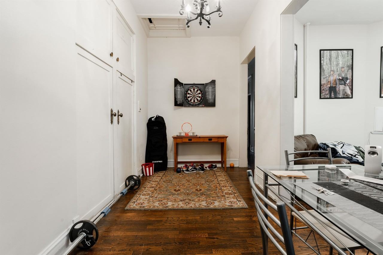 Burling St 2531-33 N - Photo 6 of 10