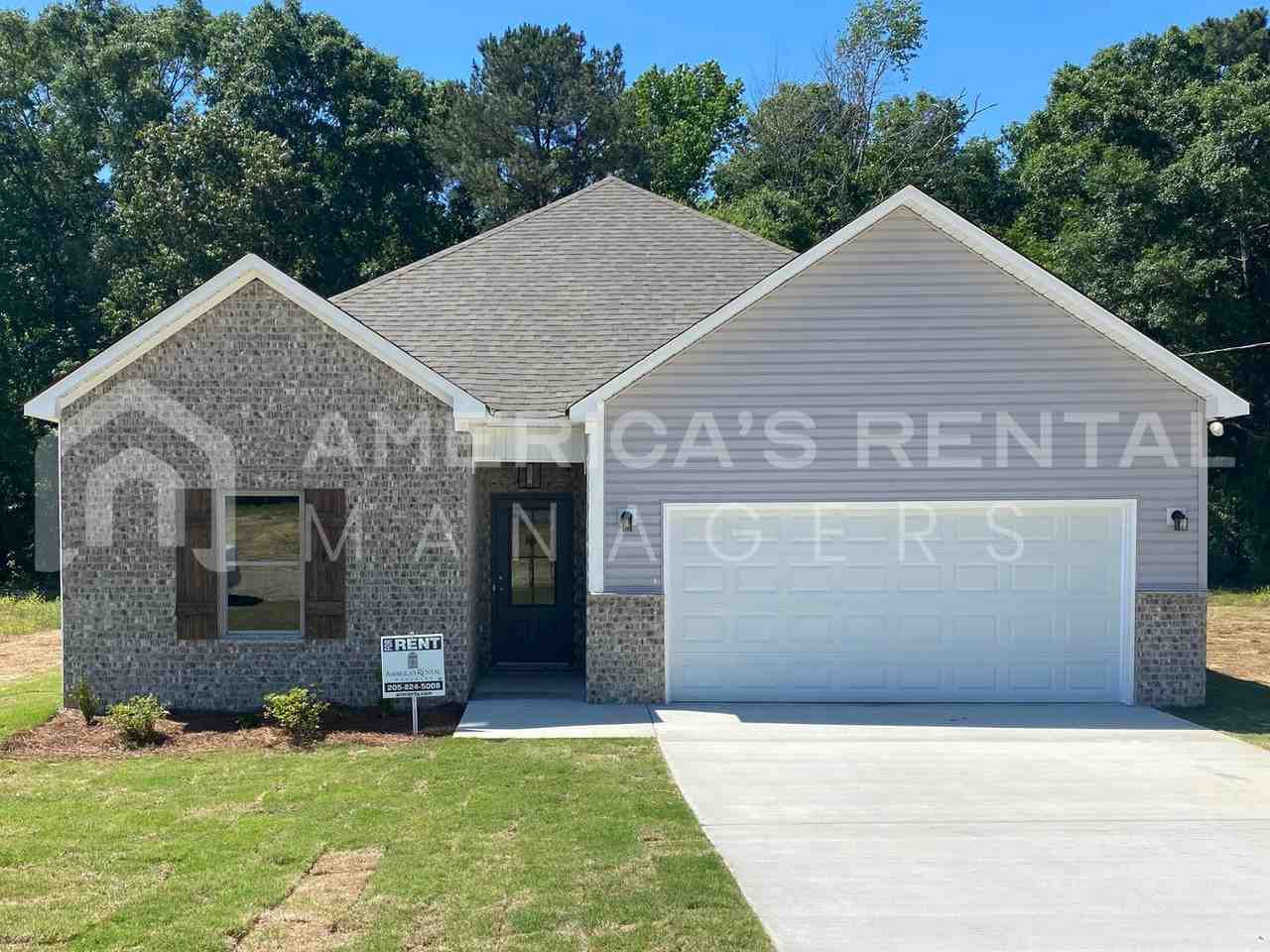 145 Crossroads Cir - Photo 2 of 37