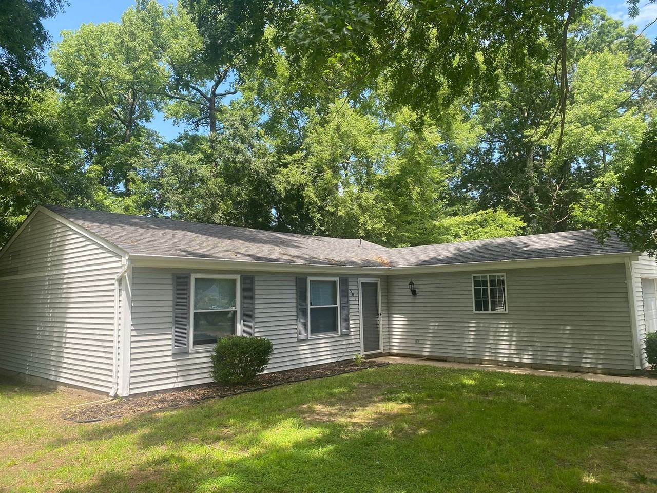 501 Ashwood Dr - Photo 2 of 50