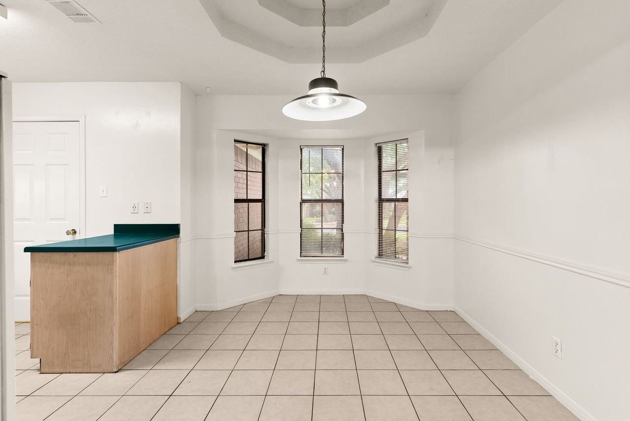 4707 Browning Dr - Photo 6 of 15