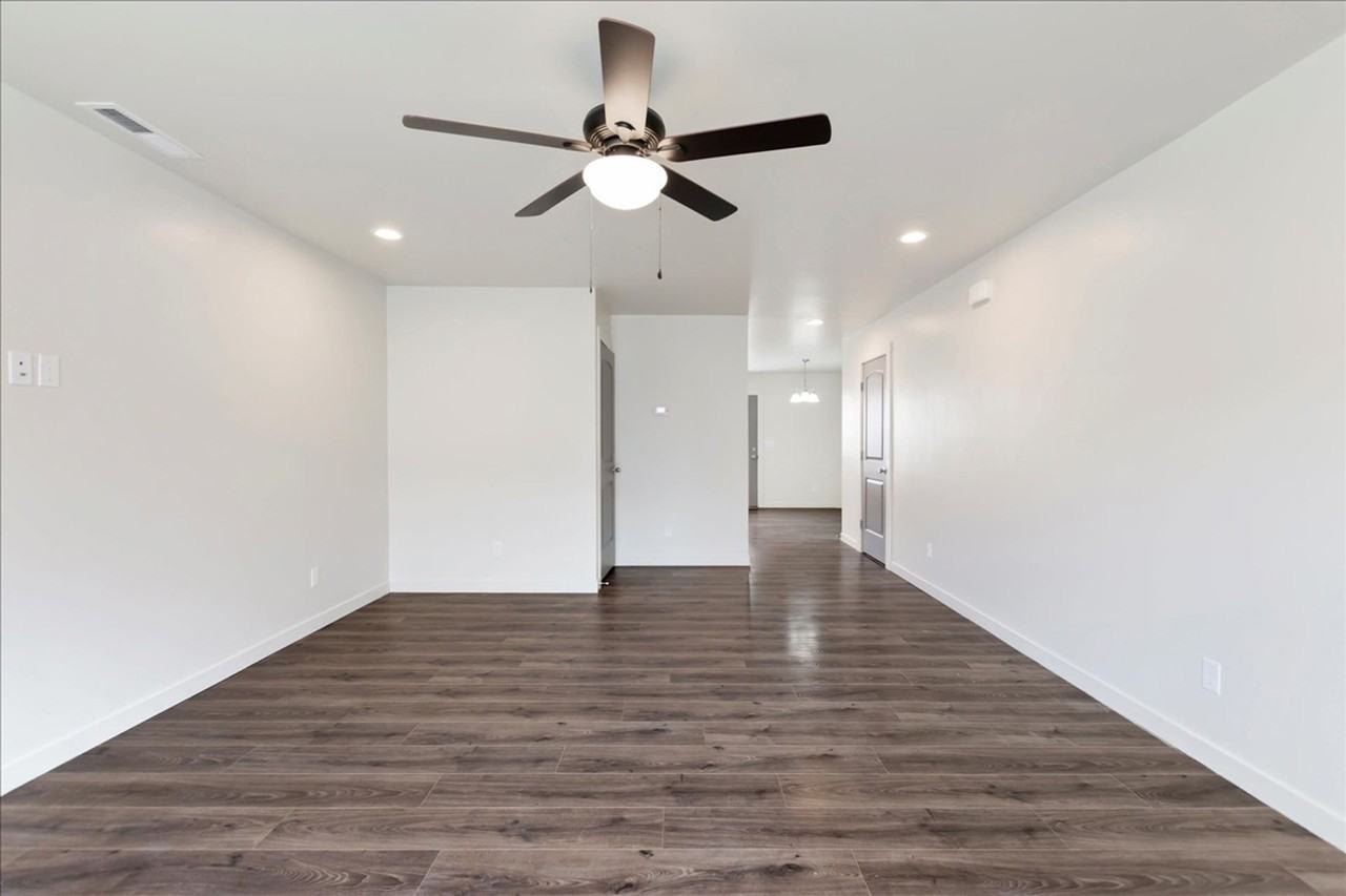 Ravenna Lane Apartments - Photo 5 of 16